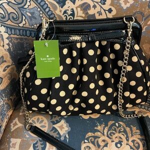 Kate Spade Authentic shoulder purse. NWT excellent Condition